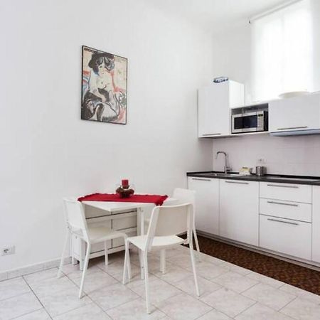 Isola And Zara Comfortable Apartment Milano Eksteriør bilde
