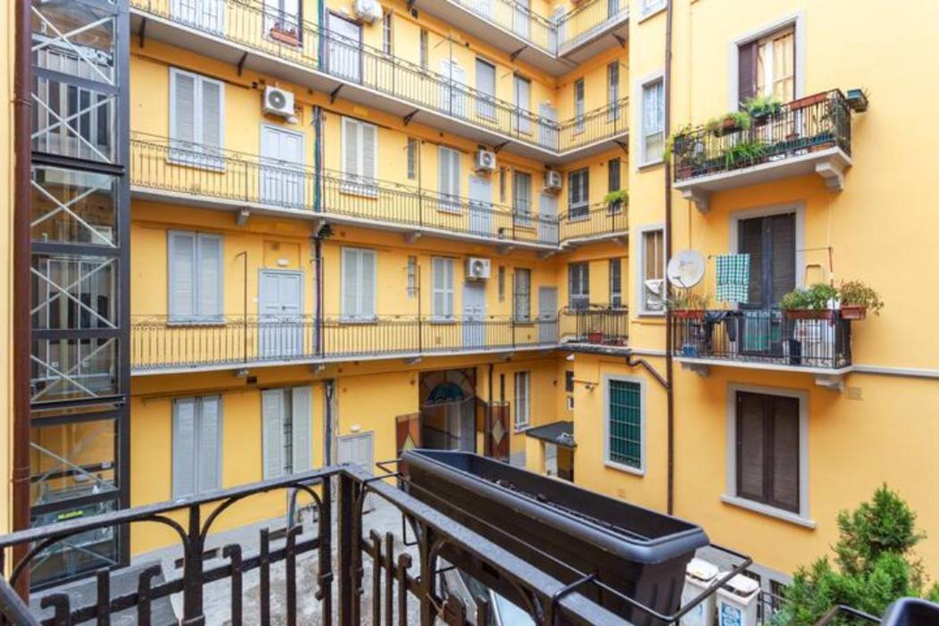 Isola And Zara Comfortable Apartment Milano Eksteriør bilde