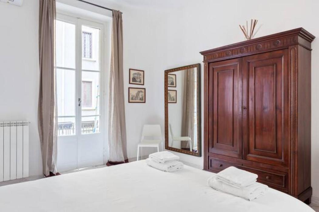 Isola And Zara Comfortable Apartment Milano Eksteriør bilde