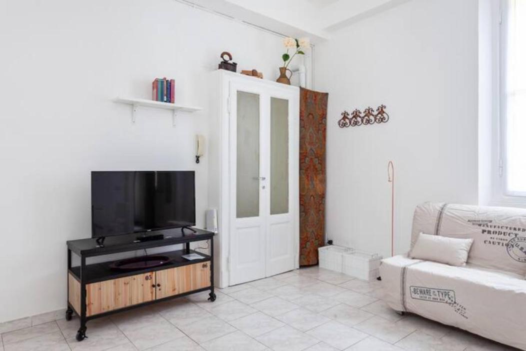 Isola And Zara Comfortable Apartment Milano Eksteriør bilde